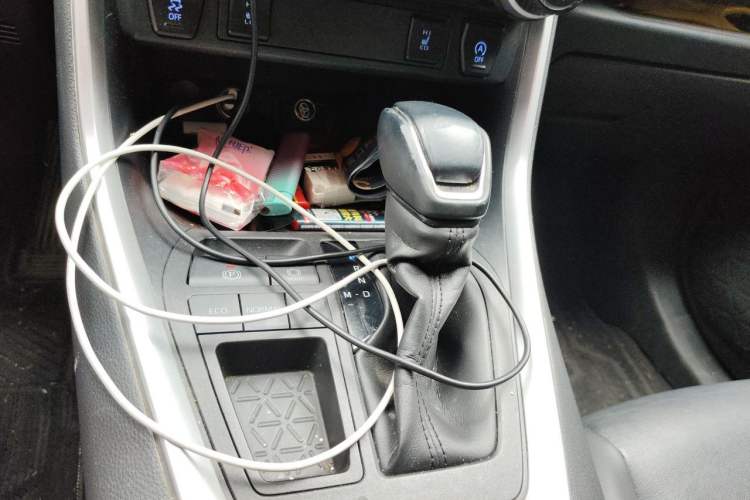 Used Toyota RAV4 2021 2.0L CVT Two-Wheel Drive Prestige Edition Gear Lever