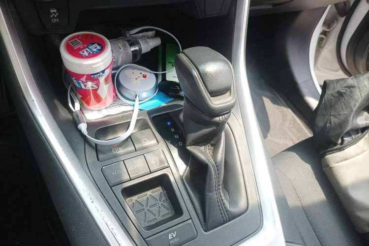 Used Toyota RAV4 2021 Dual-Engine 2.5L E-CVT Two-Wheel Drive Elite Edition Gear Lever