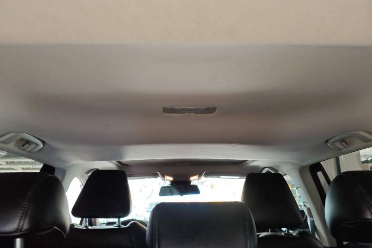 Used Toyota RAV4 2021 2.0L CVT Two-Wheel Drive Fashion Edition Headliner
