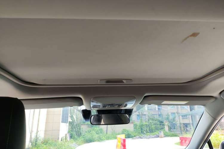 Used Toyota RAV4 2021 Dual-Engine 2.5L E-CVT Two-Wheel Drive Elite Edition Headliner