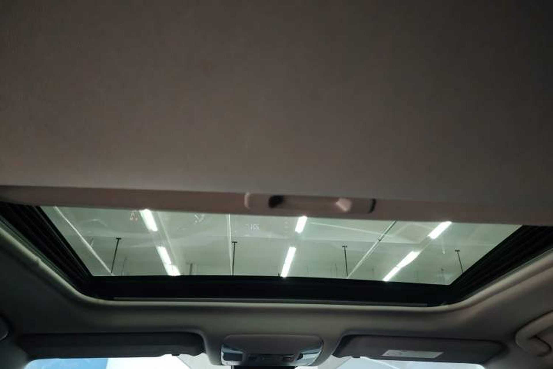 Used Toyota RAV4 2021 2.0L CVT Two-Wheel Drive Fashion PLUS Edition Headliner