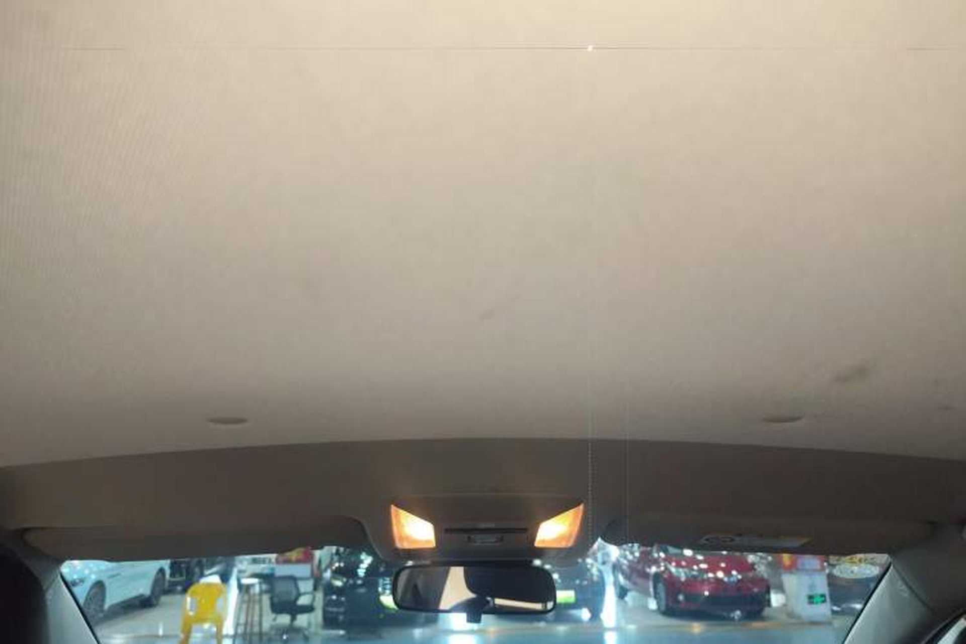 Used Toyota RAV4 2021 2.0L CVT Two-Wheel Drive Urban Edition Headliner