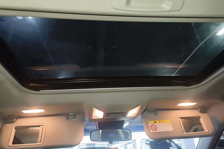 Used Toyota RAV4 2021 2.0L CVT Two-Wheel Drive Fashion PLUS Edition Headliner