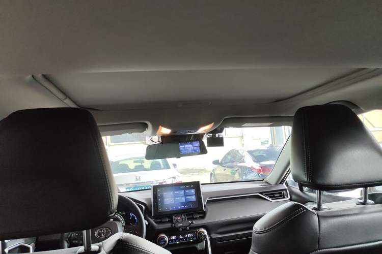 Used Toyota RAV4 2021 Dual-Engine 2.5L E-CVT Two-Wheel Drive Elite Edition Headliner