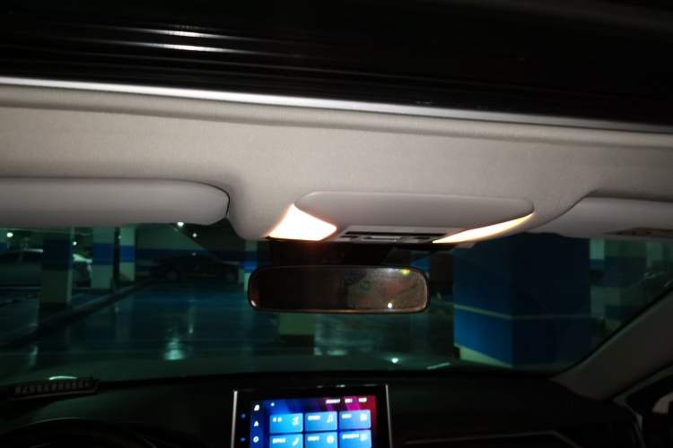 Used Toyota RAV4 2021 2.0L CVT 4x4 Trend Edition Headliner