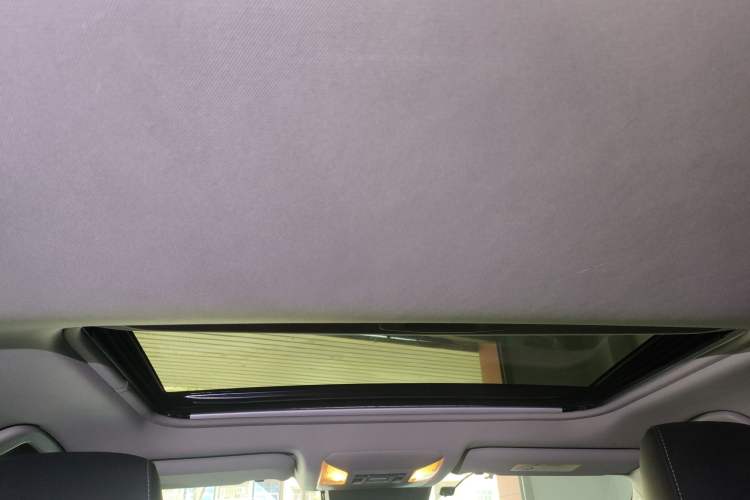 Used Toyota RAV4 2021 Dual-Engine 2.5L E-CVT Four-Wheel Drive Elite PLUS Edition Headliner