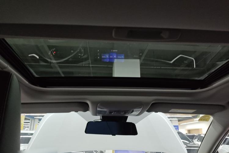 Used Toyota RAV4 2021 2.0L CVT Two-Wheel Drive Fashion PLUS Edition Headliner