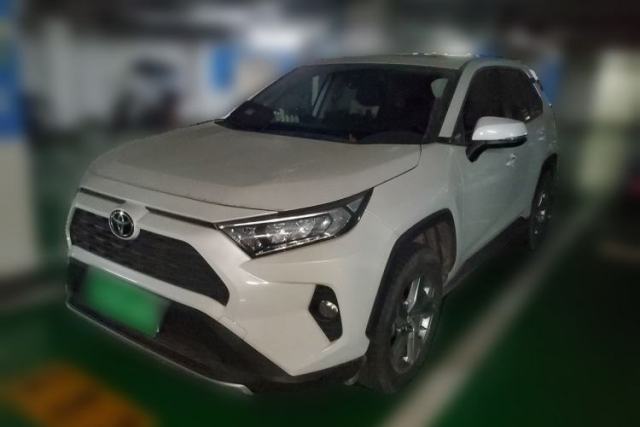 Used Toyota RAV4 2021 2.0L CVT Two-Wheel Drive Fashion Edition