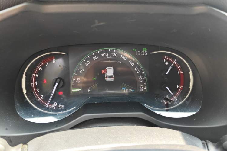 Used Toyota RAV4 2021 2.0L CVT Two-Wheel Drive Fashion PLUS Edition Instrument Cluster