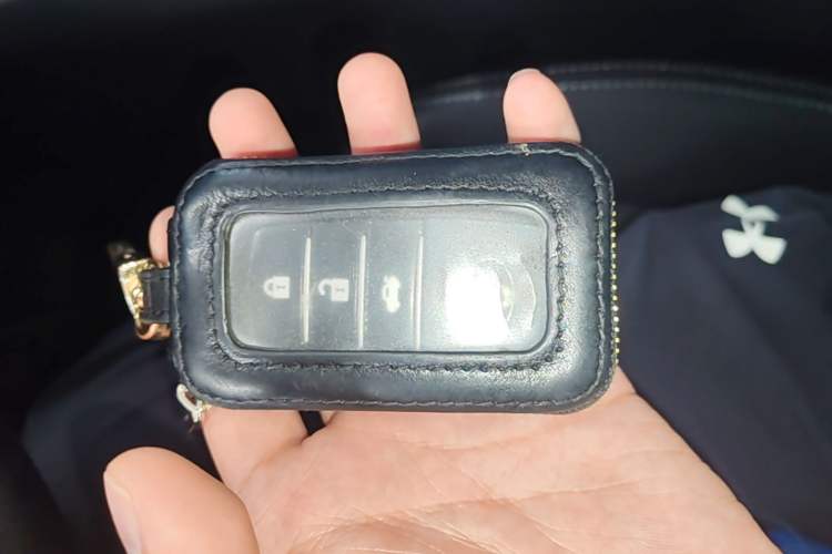 Used Toyota RAV4 2021 2.0L CVT Two-Wheel Drive Urban Edition Interior 1