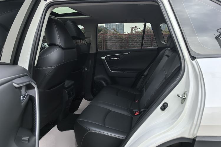 Used Toyota RAV4 2021 2.0L CVT 4x4 Style PLUS Edition Interior 1
