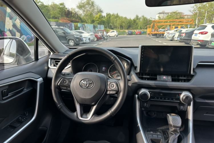 Used Toyota RAV4 2021 2.0L CVT Two-Wheel Drive Urban Edition Interior 3