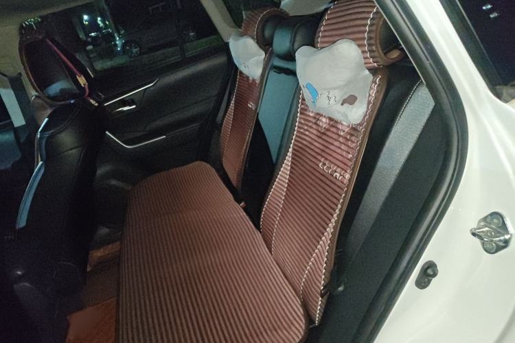 Used Toyota RAV4 2021 2.0L CVT 4x4 Trend Edition Interior 4