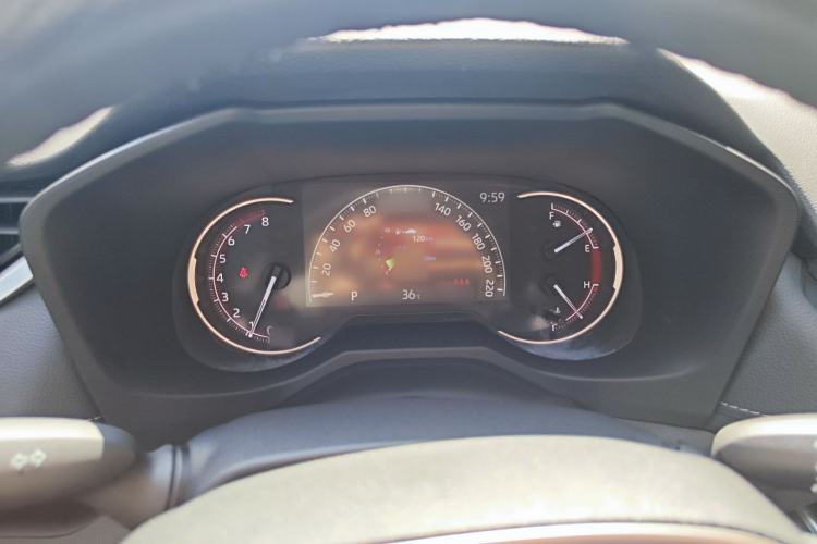 Used Toyota RAV4 2021 2.0L CVT 4x4 Trend Edition Interior 4
