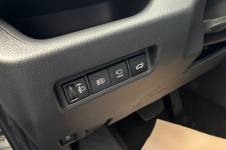 Used Toyota RAV4 2021 Revised Version Dual-Motor Hybrid 2.5L E-CVT Two-Wheel Drive Elite Edition Interior 7