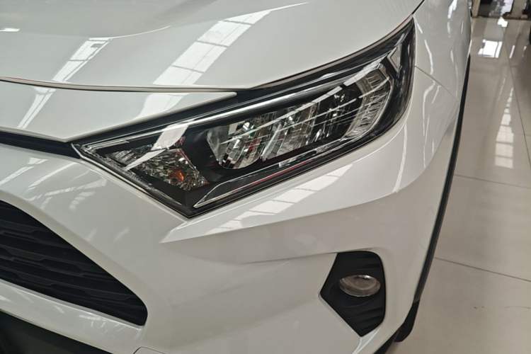 Used Toyota RAV4 2021 Dual-Engine 2.5L E-CVT Four-Wheel Drive Elite PLUS Edition Left Front Headlight