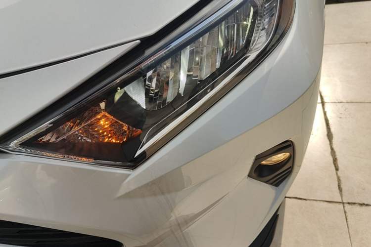 Used Toyota RAV4 2021 2.0L CVT Two-Wheel Drive Fashion PLUS Edition Left Front Headlight
