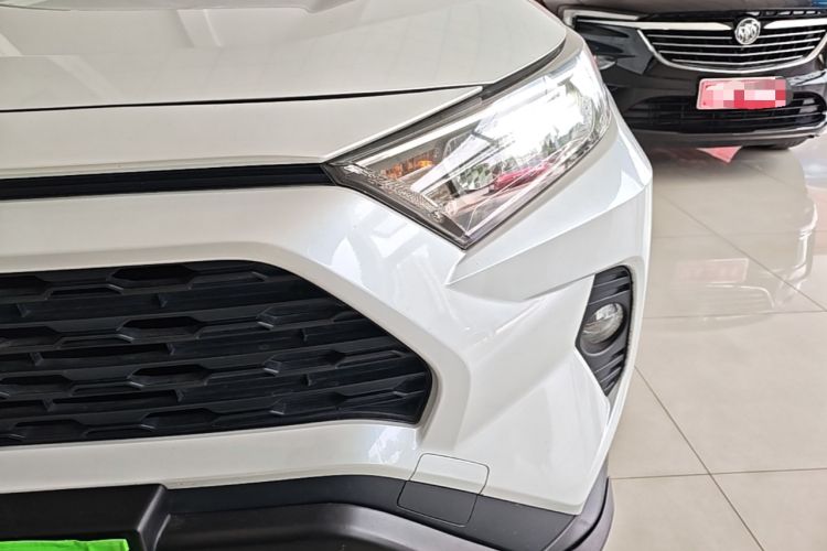 Used Toyota RAV4 2021 2.0L CVT Two-Wheel Drive Urban Edition Left Front Headlight