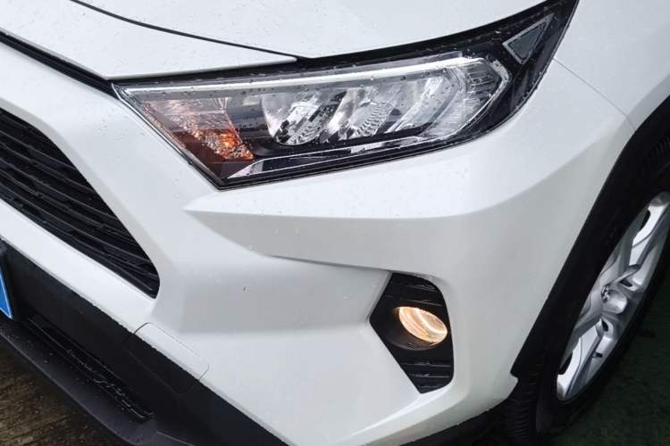 Used Toyota RAV4 2021 2.0L CVT Two-Wheel Drive Urban Edition Left Front Headlight