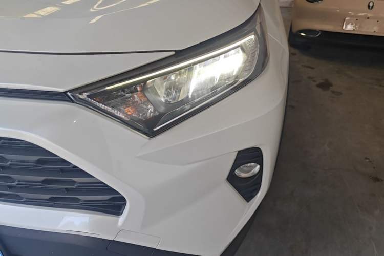 Used Toyota RAV4 2021 2.0L CVT Two-Wheel Drive Fashion PLUS Edition Left Front Headlight
