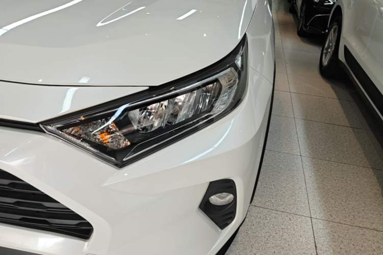 Used Toyota RAV4 2021 2.0L CVT Two-Wheel Drive Fashion Edition Left Front Headlight