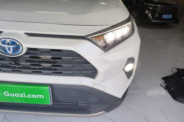 Used Toyota RAV4 2021 Dual-Engine 2.5L E-CVT Four-Wheel Drive Elite PLUS Edition Left Front Headlight