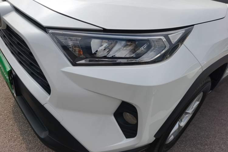 Used Toyota RAV4 2021 2.0L CVT Two-Wheel Drive Urban Edition Left Front Headlight