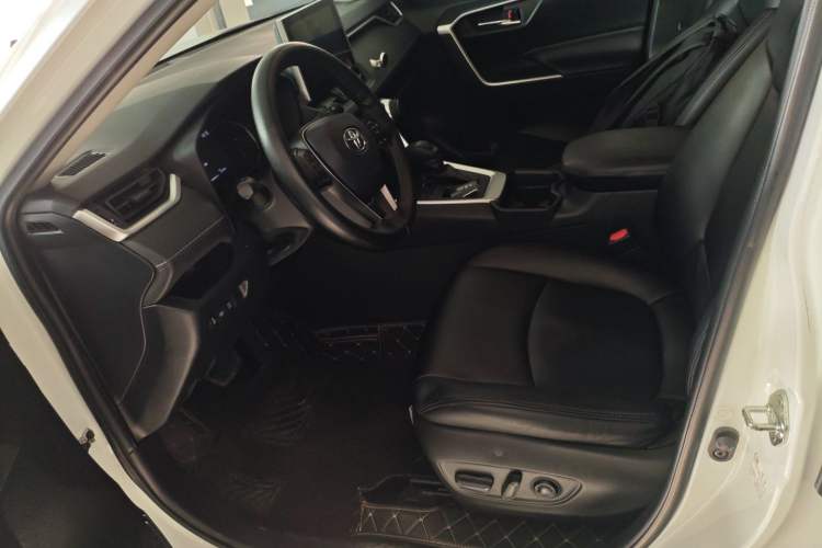 Used Toyota RAV4 2021 2.0L CVT Two-Wheel Drive Fashion Edition Left Front Seat