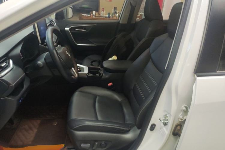 Used Toyota RAV4 2021 2.0L CVT Two-Wheel Drive Fashion PLUS Edition Left Front Seat