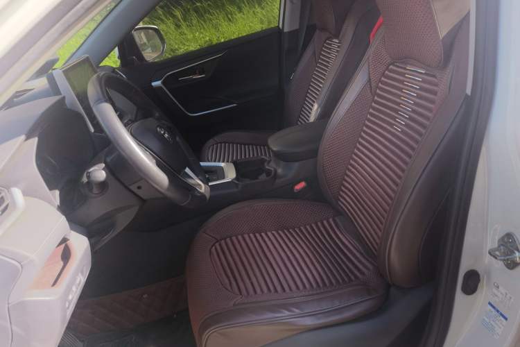 Used Toyota RAV4 2021 Dual-Engine 2.5L E-CVT Four-Wheel Drive Flagship Edition Left Front Seat