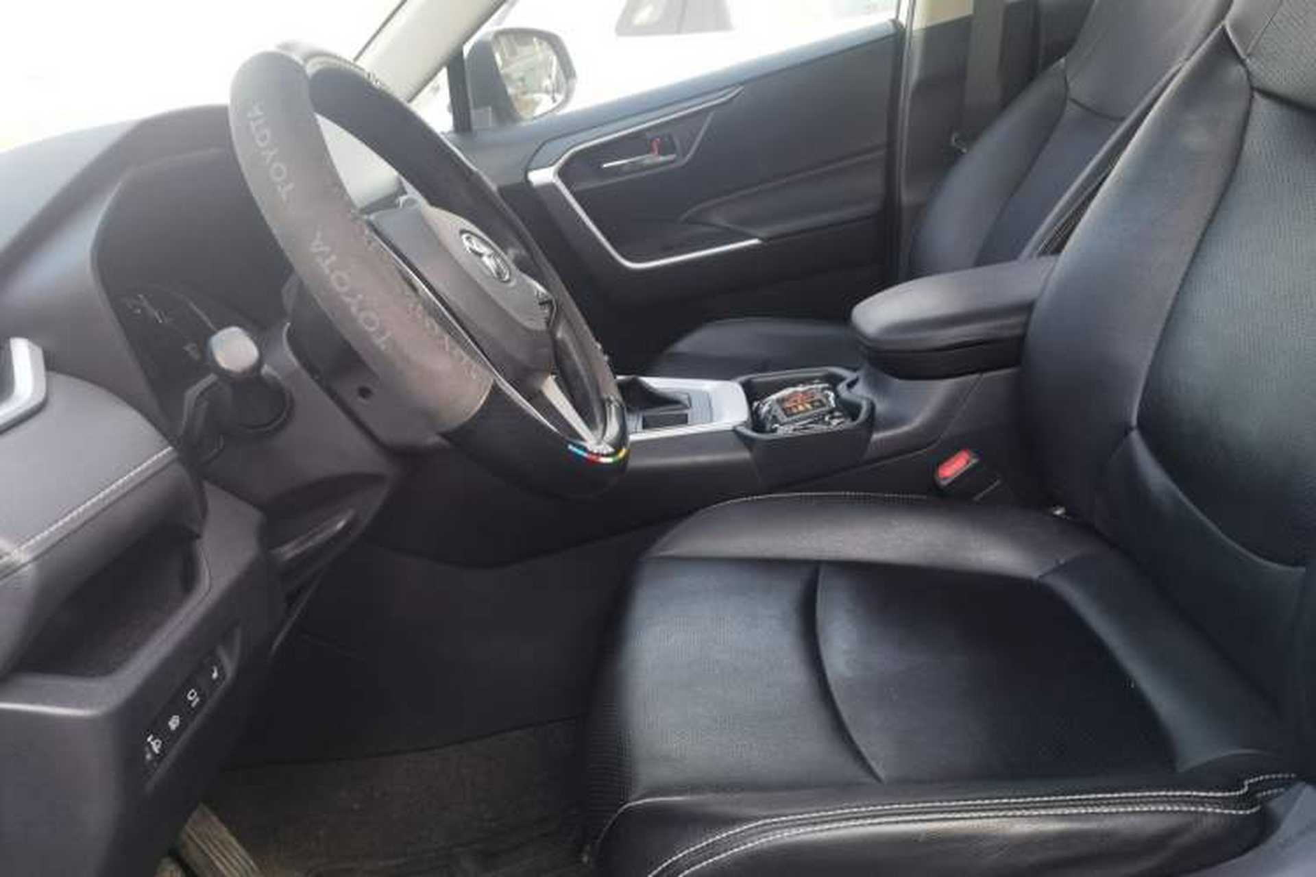 Used Toyota RAV4 2021 2.0L CVT 4x4 Style PLUS Edition Left Front Seat