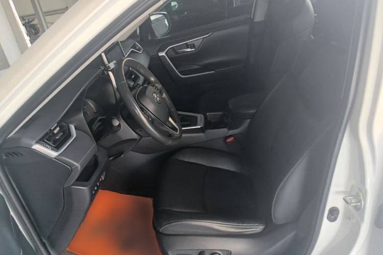 Used Toyota RAV4 2021 2.0L CVT Two-Wheel Drive Fashion PLUS Edition Left Front Seat