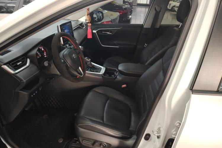 Used Toyota RAV4 2021 2.0L CVT Two-Wheel Drive Fashion PLUS Edition Left Front Seat