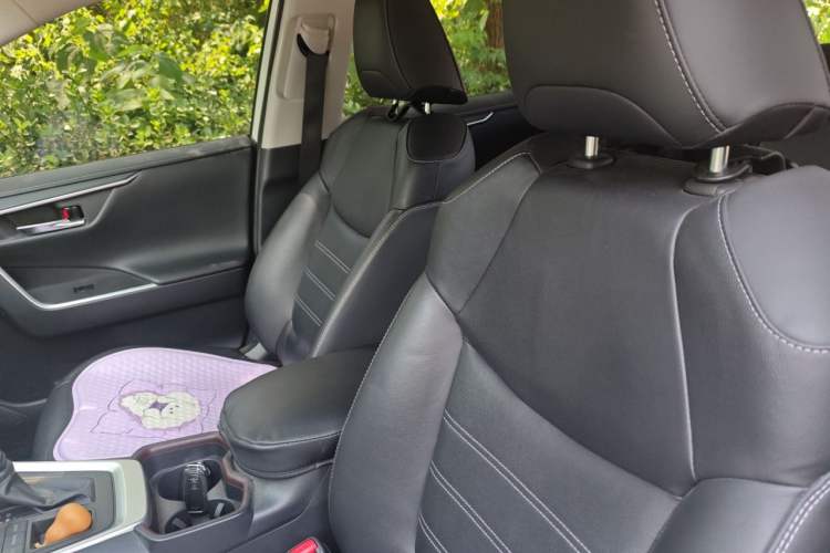 Used Toyota RAV4 2021 2.0L CVT Two-Wheel Drive Fashion PLUS Edition Left Front Seat