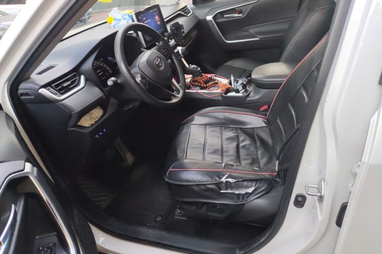 Used Toyota RAV4 2021 Revised Version Dual-Motor Hybrid 2.5L E-CVT Two-Wheel Drive Elite Edition Left Front Seat