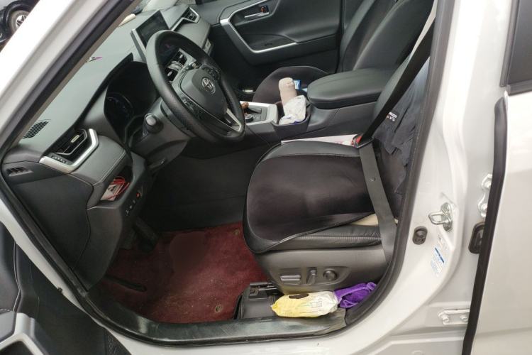 Used Toyota RAV4 2021 Revised Version Dual-Motor Hybrid 2.5L E-CVT 4x4 Elite PLUS Edition Left Front Seat
