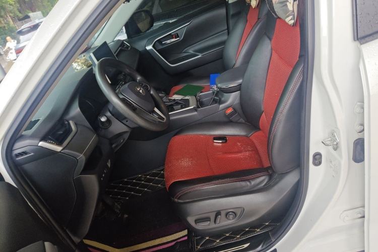 Used Toyota RAV4 2021 Dual-Engine 2.5L E-CVT Two-Wheel Drive Elite Edition Left Front Seat