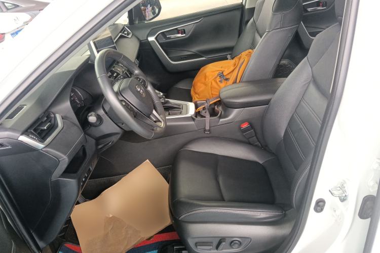 Used Toyota RAV4 2021 2.0L CVT Two-Wheel Drive Fashion PLUS Edition Left Front Seat