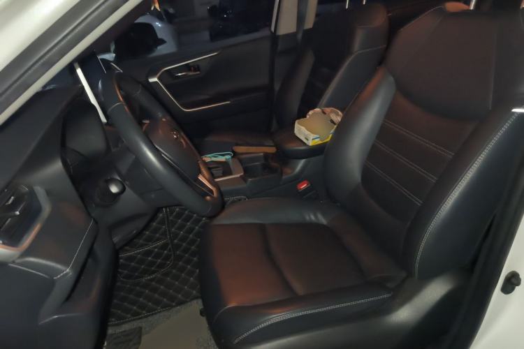 Used Toyota RAV4 2021 2.0L CVT Two-Wheel Drive Fashion PLUS Edition Left Front Seat