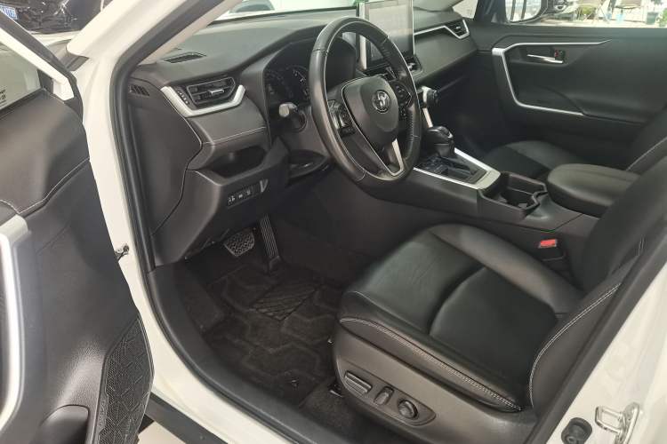 Used Toyota RAV4 2021 2.0L CVT Two-Wheel Drive Fashion PLUS Edition Left Front Seat