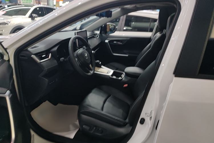 Used Toyota RAV4 2021 2.0L CVT Two-Wheel Drive Fashion PLUS Edition Left Front Seat