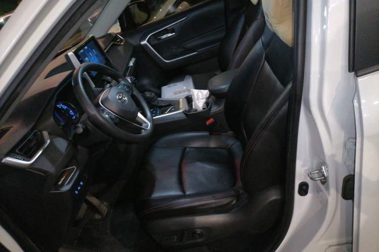 Used Toyota RAV4 2021 Dual-Engine 2.5L E-CVT Two-Wheel Drive Elite Edition Left Front Seat