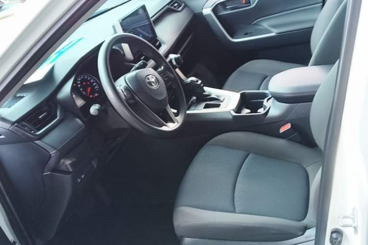 Used Toyota RAV4 2021 2.0L CVT Two-Wheel Drive Urban Edition Left Front Seat