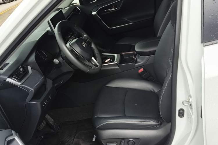 Used Toyota RAV4 2021 2.0L CVT Two-Wheel Drive Fashion PLUS Edition Left Front Seat