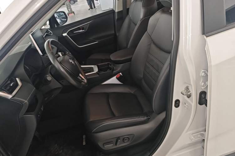 Used Toyota RAV4 2021 2.0L CVT Two-Wheel Drive Fashion PLUS Edition Left Front Seat
