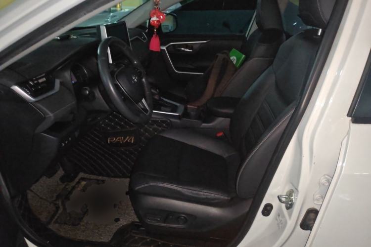 Used Toyota RAV4 2021 2.0L CVT Two-Wheel Drive Fashion PLUS Edition Left Front Seat