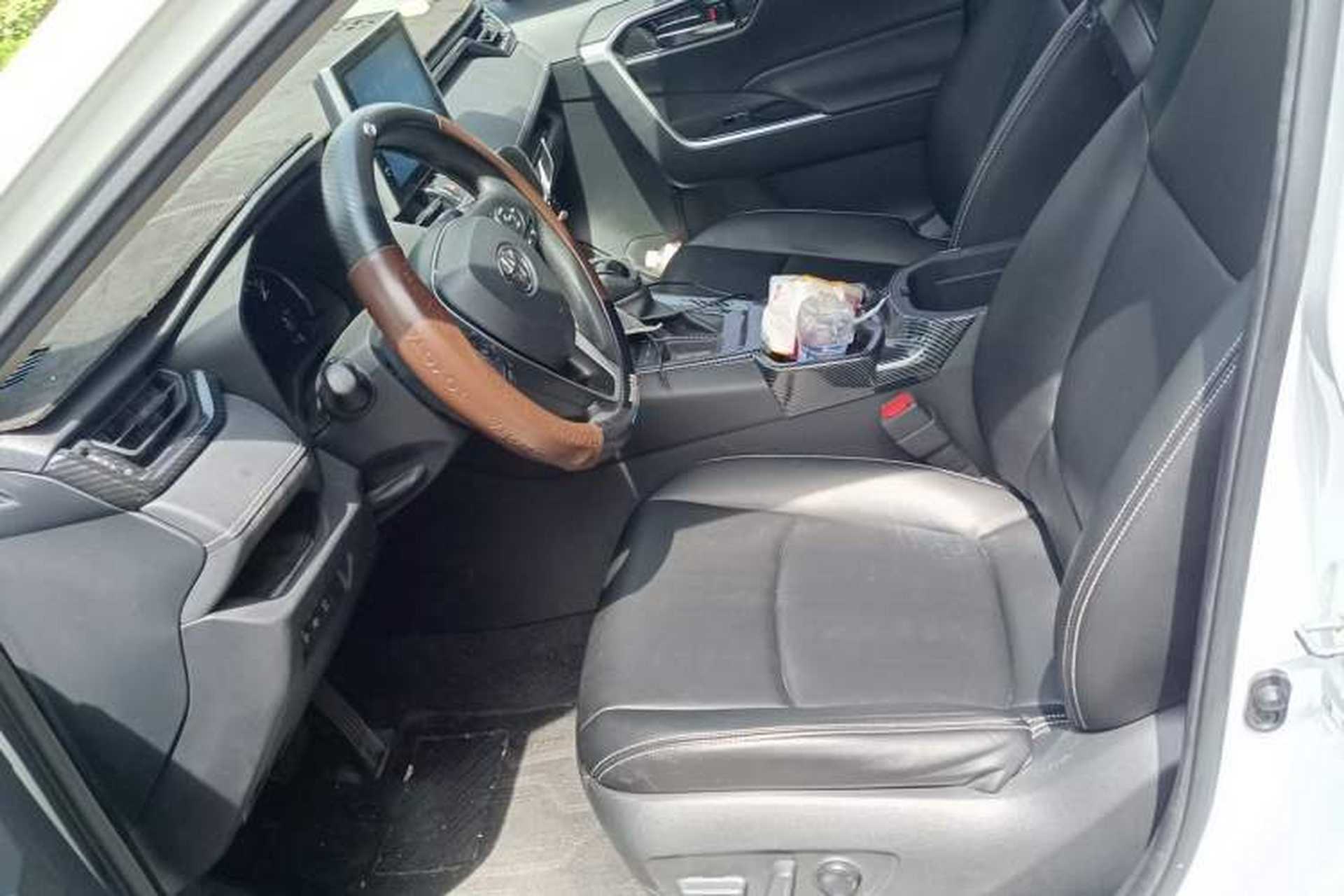 Used Toyota RAV4 2021 2.0L CVT Two-Wheel Drive Fashion Edition Left Front Seat