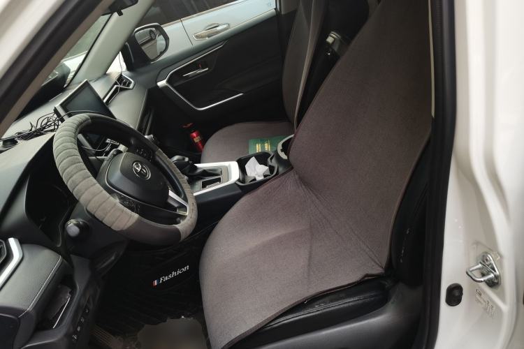 Used Toyota RAV4 2021 2.0L CVT Two-Wheel Drive Fashion Edition Left Front Seat