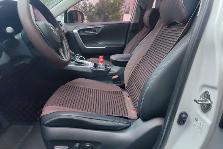 Used Toyota RAV4 2021 2.0L CVT Two-Wheel Drive Fashion PLUS Edition Left Front Seat