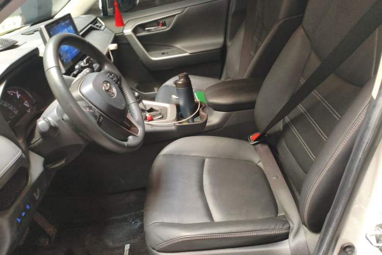 Used Toyota RAV4 2021 2.0L CVT Two-Wheel Drive Fashion PLUS Edition Left Front Seat